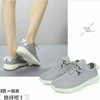 sepatu adidas yeezy kw MURAH / sepatu olahraga kets wanita replika