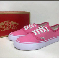 Sepatu Sneakers Vans Fashion Wanita Terbaru/Trend 2017/Limited/SPTK259