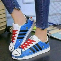 SEPATU FASHION WANITA KETS REPLIKA ADIDAS KARAKTER DORAEMON PRINTING