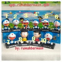 Jual Hiasan Aksesoris Pajangan Mobil (Doraemon ~ Nobita) Boneka Goyang Per Murah