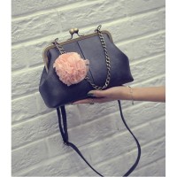 TAS POUCH SELEMPANG HITAM KULIT DOFF CNK BONIA ETUDE WANITA MURAH MINI