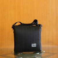 Jual Tas Selempang Kotak LOWEPRO Trax 170 Hitam Murah
