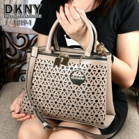 Tas Wanita DKNY Dona karan New York Carrieon Smooth leather (1819-1)