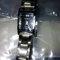 Jam tangan rantai frame kotak VINERGY QUARTZ