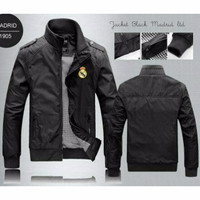 Jaket Bola Real Madrid Black/Hitam Waterproof PRIA COWOK KLUB BOLA MUR