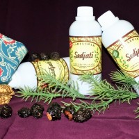 Jual Sari Lerak Sedjati - Sabun Pencuci Batik 550ml Murah
