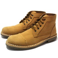 sepatu boots pria black master zara
