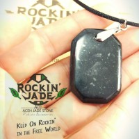 Jual kalung batu giok hitam Blackjade Army cutting sisi segi 8 queen knight Murah