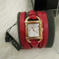 Jam tangan lilit merah EZRA by zalora