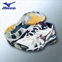 SEPATU ADIDAS MIZUNO TORNADO 9 MID