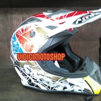 helm cross airoh / ktm redbull fox