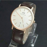 JAM TANGAN DANIEL WELLINGTON PRIA TANGGAL AKTIF KULIT