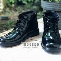 SEPATU PDH ( BIG SIZE 44-45 ) MENGKILAP TS / TM / T3 POLISI TNI SATPAM