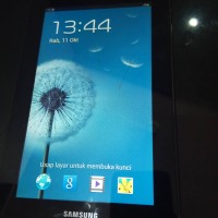Tablet samsung galaxi TAB 2, GRATIS - HP SAMSUNG GALAXI YOUNG