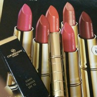 Giordani Gold Iconic Lipstick SPF 15