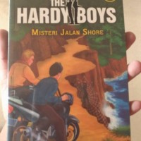 Jual Jual Novel - The Hardy Boys 6 Misteri Jalan Shore by Franklin W. Dixon Murah