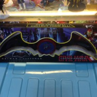 Jual Mainan Senjata Batman Batarang Model Logo Ironman Civil War Murah