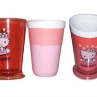 Jual ZOKU Slush Ice SHAKE MAKER MAGIC Gelas Es Susu Shake Kopi Hello KITTY Murah