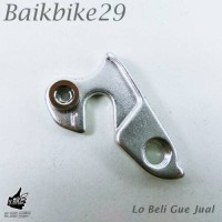RD Hanger Anting Anting United Dll Model 1