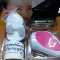 Jual spesial Pink Skiner Korea Beauty Set Alat Pembersih Wajah Pemijat Waj Murah