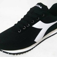 Jual Sepatu Diadora Candy Women Black White Original Murah