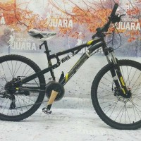 SEPEDA POLYGON RAYZ 2 XC SPORT MTB 26 INCH