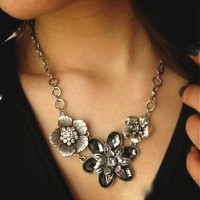 Jual Vintage Crystal Flower Necklace / Kalung Fashion Import Murah