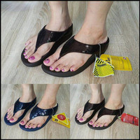 Jual Sandal Jepit Wanita Fitflop Ringer Superlight T1310 Murah