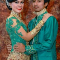 for rent sewa baju kebaya beskap pengantin hijau sepasang
