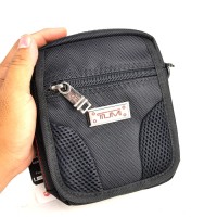 Tas Selempang Sling Bag / Shoulder Bag - Tumi Uugg Black