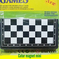 Mainan Catur magnet mini