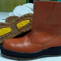 sepatu safety boots pendek / sepatu pria / sepatu safety besi