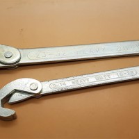 2 pcs Multi function Adjustable Snap'N Wrench Universal kunci pas