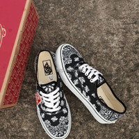 sepatu vans authentic bandana - sepatu vans terbaru keren kekinian