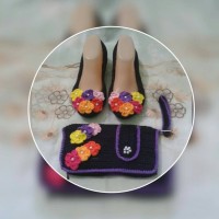 Sepatu & Dompet Rajut Handmade