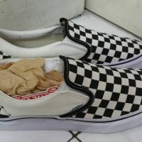 Jual Vans Slip On Checkerboard black n White Murah