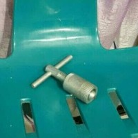 Kunci Treker Magnet Gergaji Mesin Senso Besar Flywheel Chainsaw 070