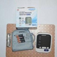 Jual Tensimeter Digital OMRON HEM 7130 Murah