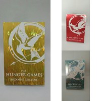 Jual The Hunger Games Trilogy Set - Suzanne Collins - Novel Import Murah