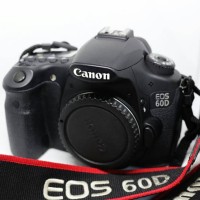 Kamera DSLR Canon 60D Body Only tanpa lensa