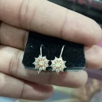 Anting berlian ronyok gantung berat 1 gram Harga 1,7 juta