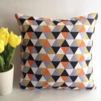TERMURAH Sarung bantal sofa / Cushion cover - Triangle black orange