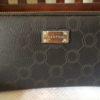 dompet wanita Oroton
