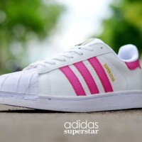 Terbaru Sepatu Adidas Superstar Putih List Pink NMZs:007235