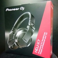 Pioneer DJ HDJ-X7 Professional Over-Ear DJ Headphones (Black)