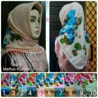 SEGIEMPAT RUMBAI BUNGA JILBAB MAPTUN TASEL KERUDUNG BUNGA HIJAB SQUARE