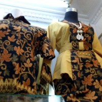 kebaya kutu baru couple