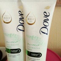 Dove pembersih wajah/ deep oil control facial cleanser