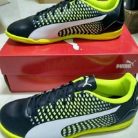Sepatu Futsal Puma Adreno 3 III Black White Yellow 104047 07