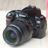 Kamera Digital Profesional Nikon D40 DSLR